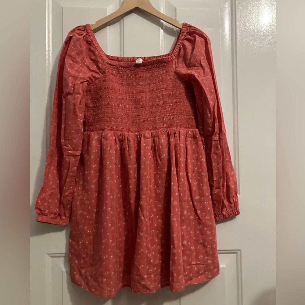 América Eagle - smocked top dress, floral print 
W/ pockets